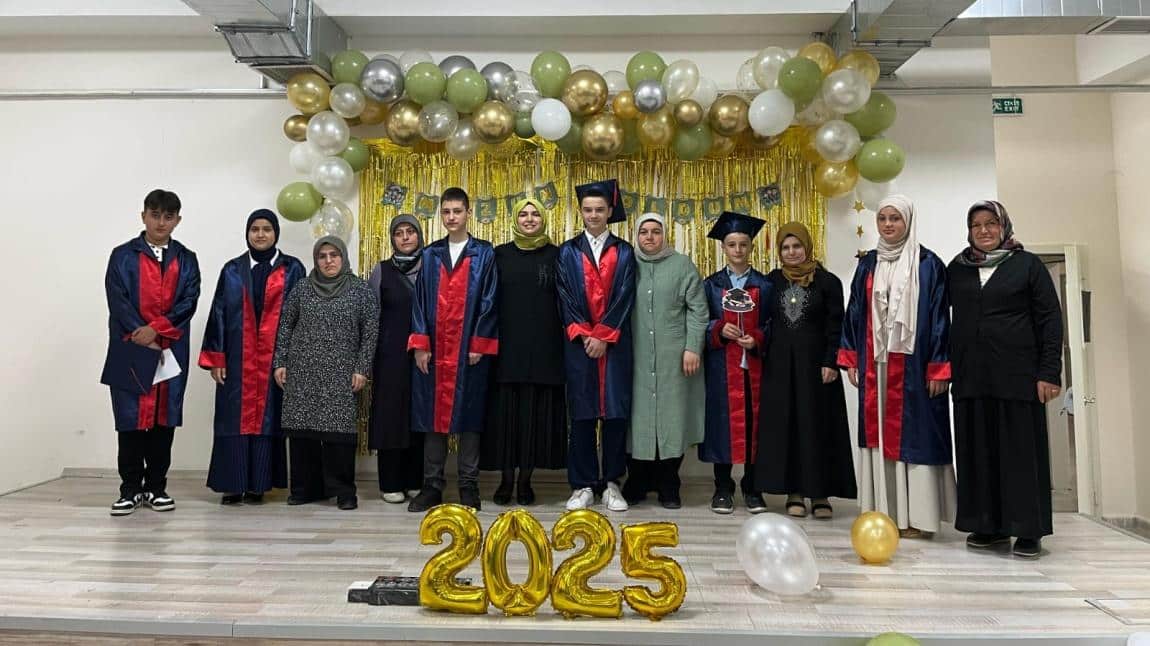  8.SINIFLARIMIZIN MEZUNİYET PROGRAMI 